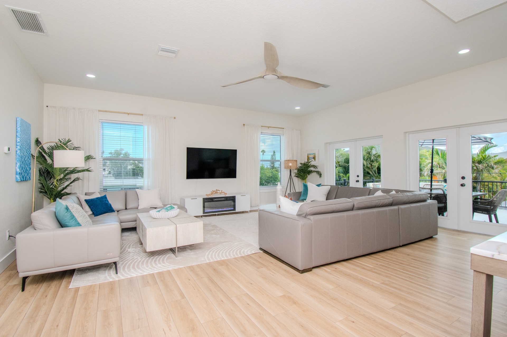 living room — One Six Redington